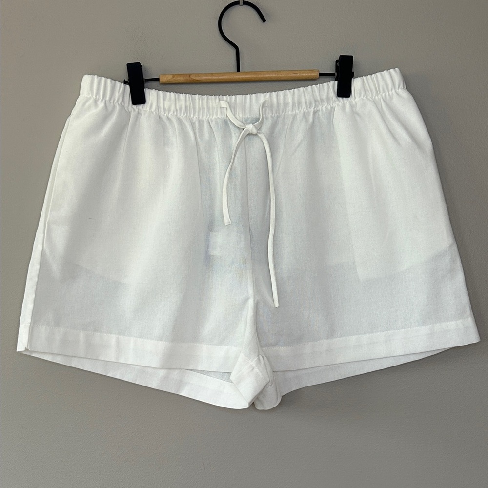 White Fox Tropical Mood Shorts Size XL White Cotton Linen‎